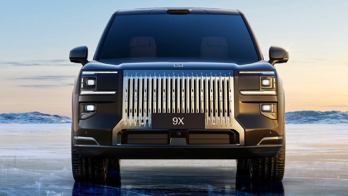 Immersive 3D vehicle experience